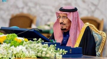 عاجل : السعودية تستجيب لمعانأة المغتربين وتعلن إلغاء سعودة 13 مهنة وتسمح للوافدين بالعودة للعمل فيها.. البلد بلدكم