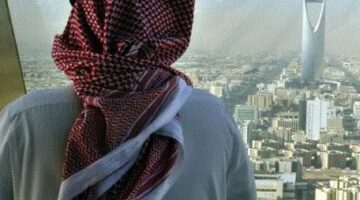 شاب سعودي يقع ضحية لفتاة مبتزة من هذه الجنسية العربية.. النهاية صادمة!!