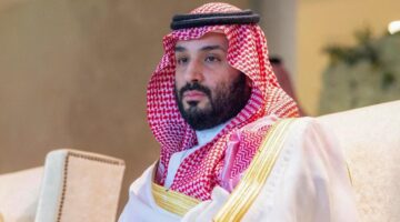 “الإبتسامة اللي تخلي السعودية كلها تبتسم”.. شاهد صورة ولي العهد الأمير محمد بن سلمان التي أثارت اليوم جنون السعوديين وارعبت كل أعدائه